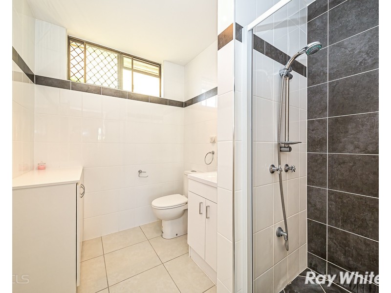 2/8 Winston Drive, Bongaree QLD 4507