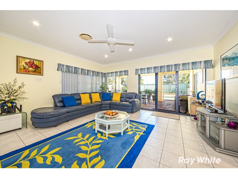 86 Marina Boulevard, Banksia Beach QLD 4507
