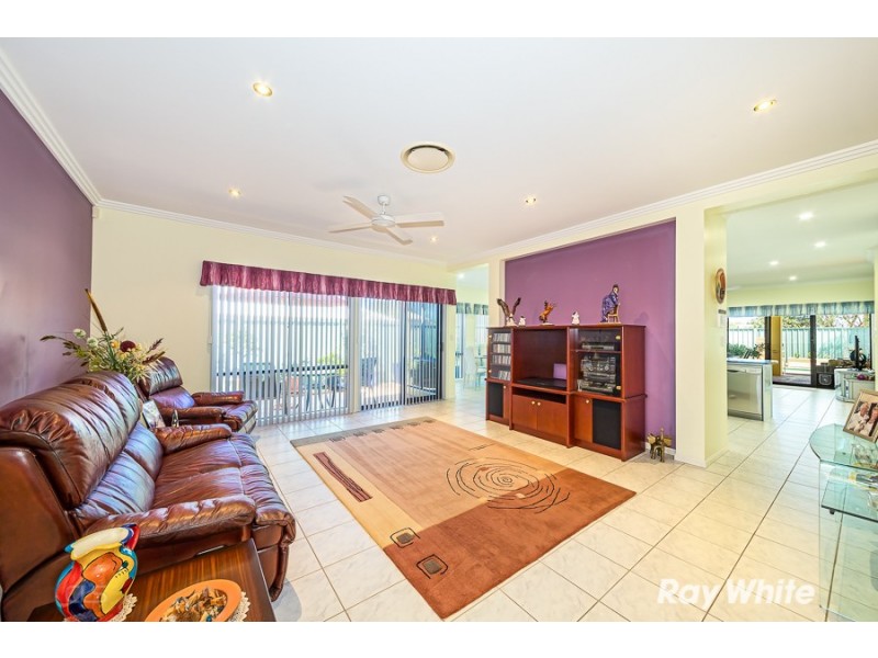 86 Marina Boulevard, Banksia Beach QLD 4507