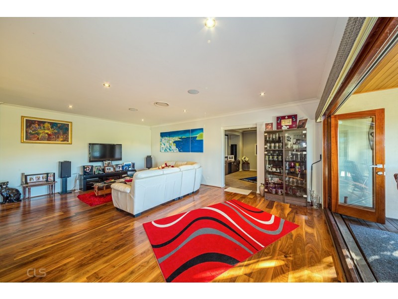 2 Riverstone Street, Ningi QLD 4511