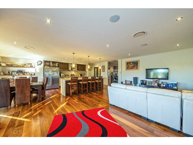 2 Riverstone Street, Ningi QLD 4511