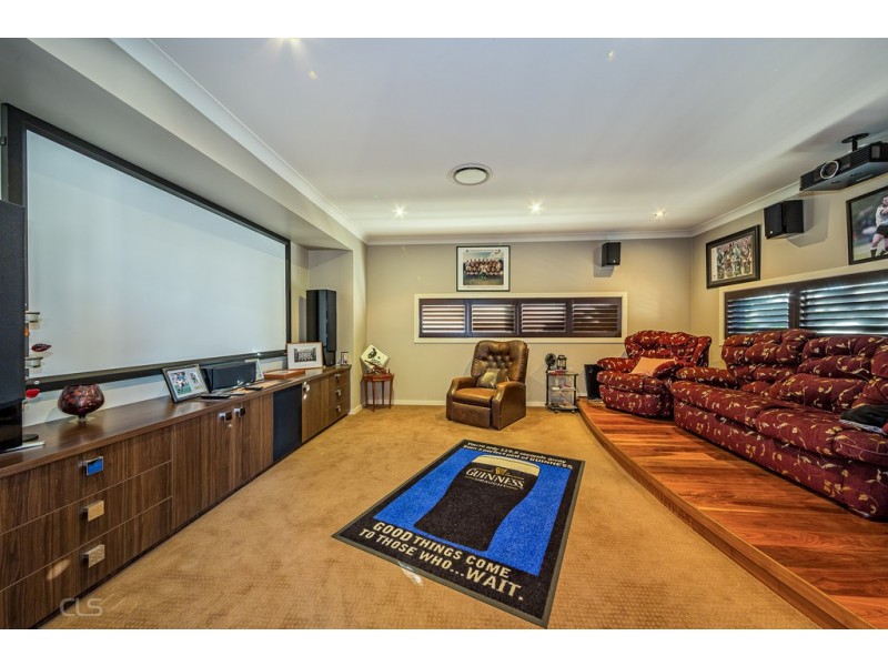 2 Riverstone Street, Ningi QLD 4511