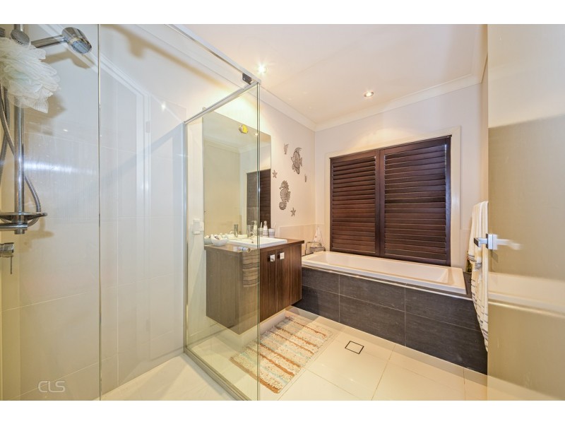 2 Riverstone Street, Ningi QLD 4511