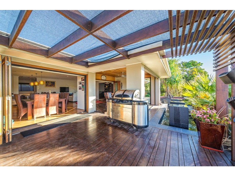 2 Riverstone Street, Ningi QLD 4511