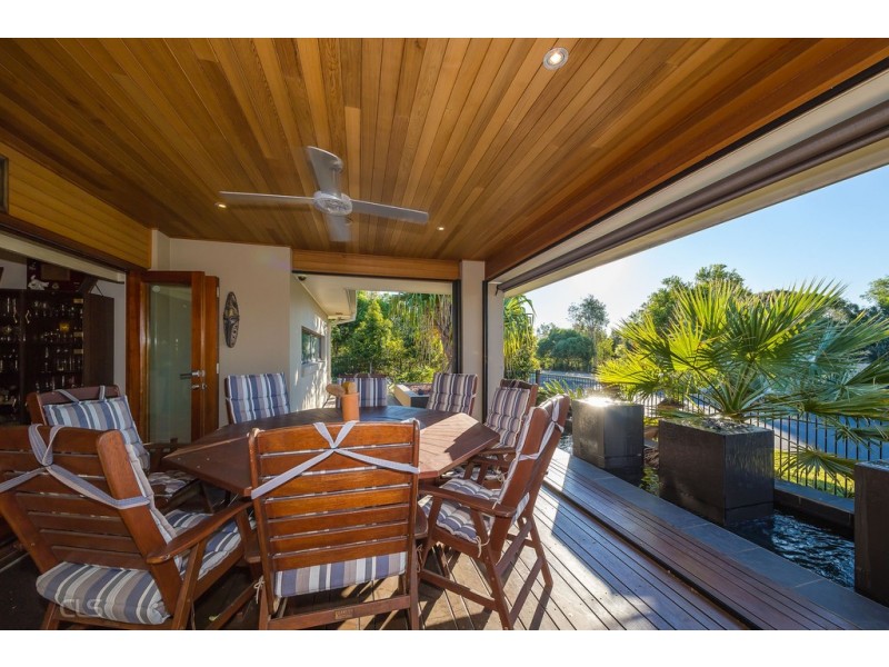 2 Riverstone Street, Ningi QLD 4511