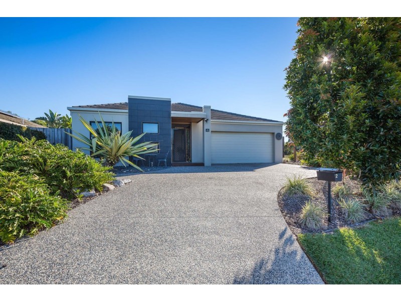 2 Riverstone Street, Ningi QLD 4511