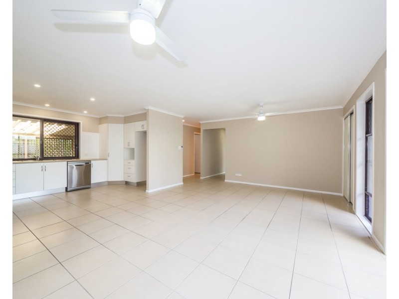 12 Elizabeth Street, Beachmere QLD 4510