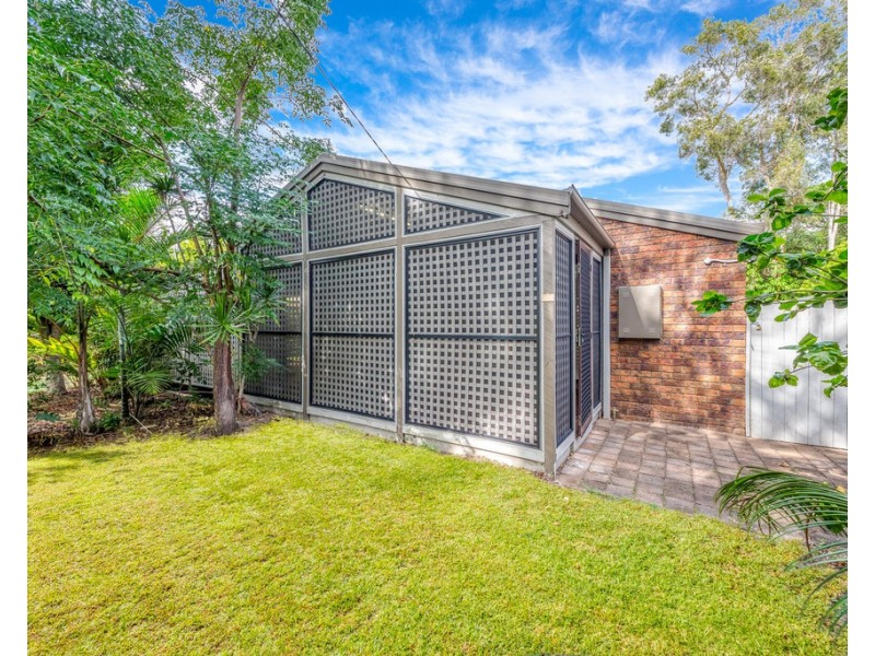 12 Elizabeth Street, Beachmere QLD 4510