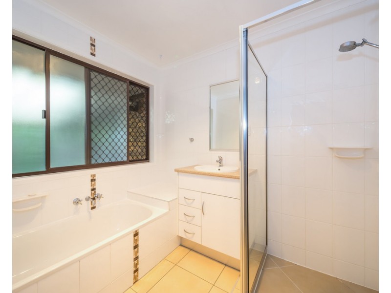 12 Elizabeth Street, Beachmere QLD 4510