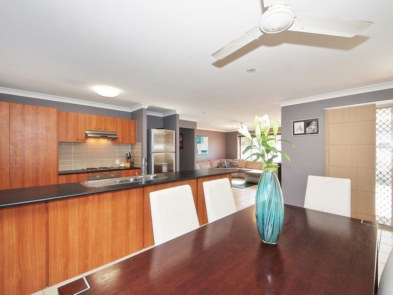 Sandstone Point QLD 4511