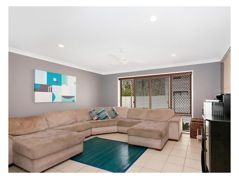 Sandstone Point QLD 4511