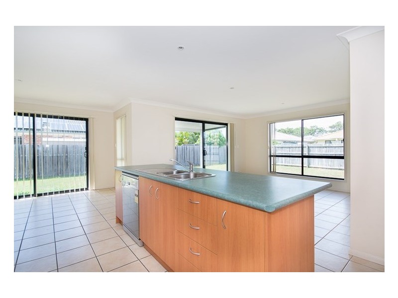Sandstone Point QLD 4511