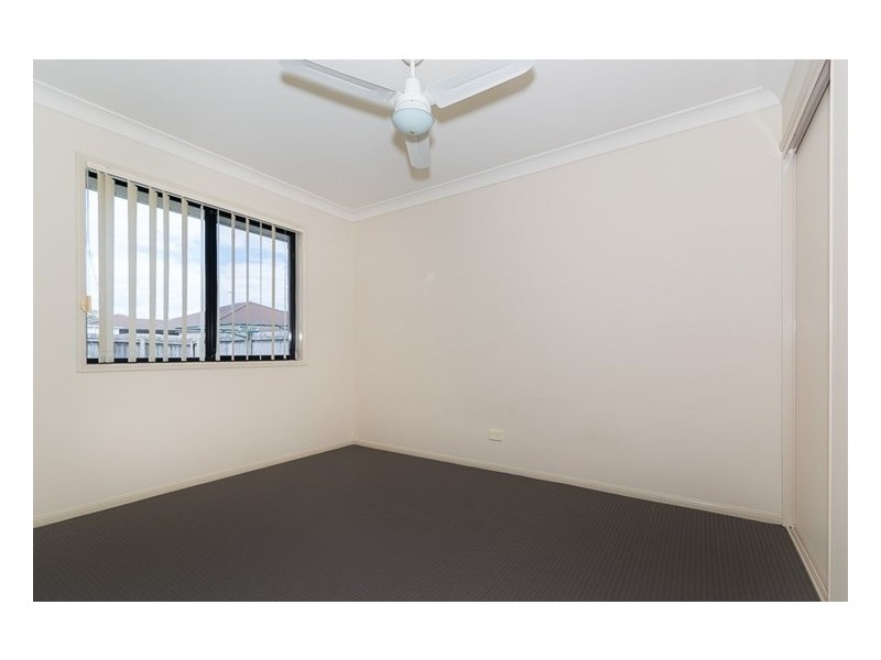 Sandstone Point QLD 4511
