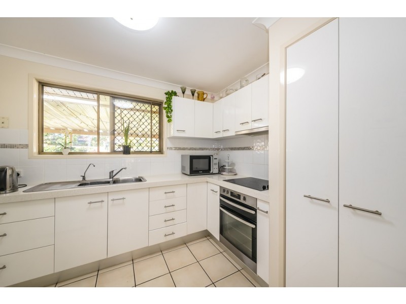 21 Cosmos Avenue, Banksia Beach QLD 4507