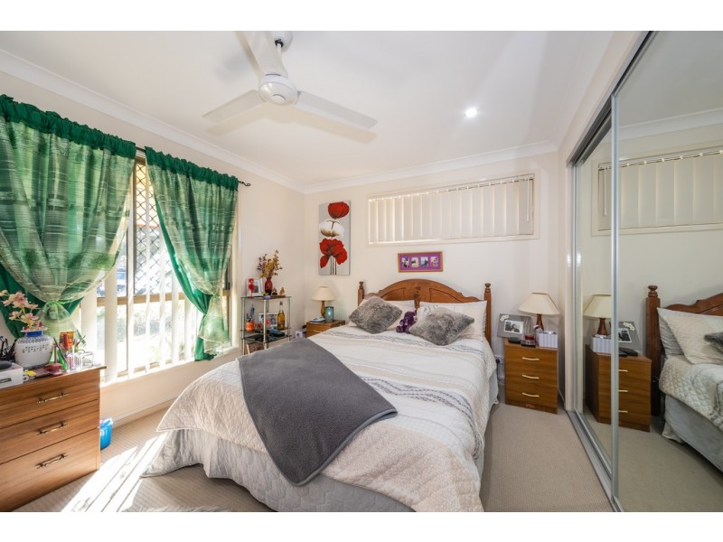 21 Cosmos Avenue, Banksia Beach QLD 4507