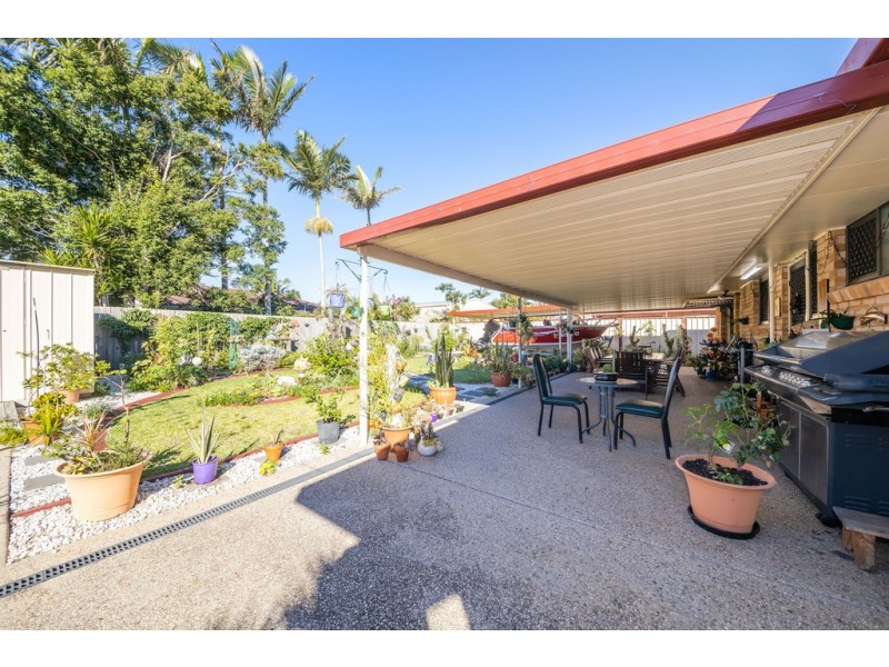 21 Cosmos Avenue, Banksia Beach QLD 4507