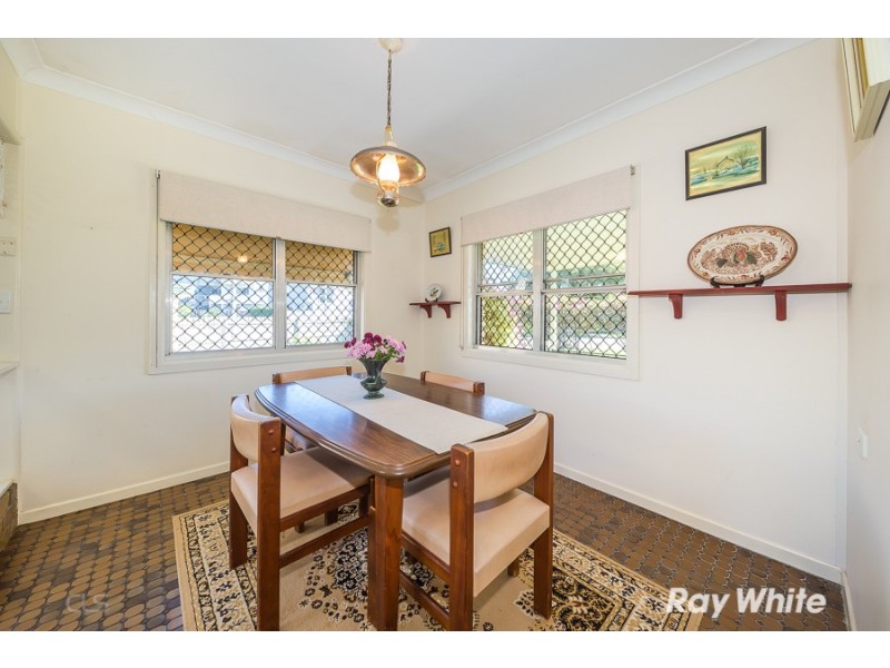 24 Wattle Avenue, Bongaree QLD 4507