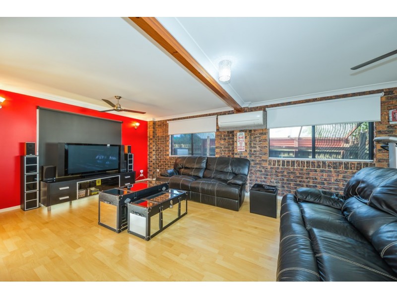 5 Hazell Avenue, Banksia Beach QLD 4507