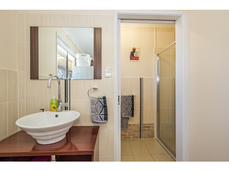 5 Hazell Avenue, Banksia Beach QLD 4507