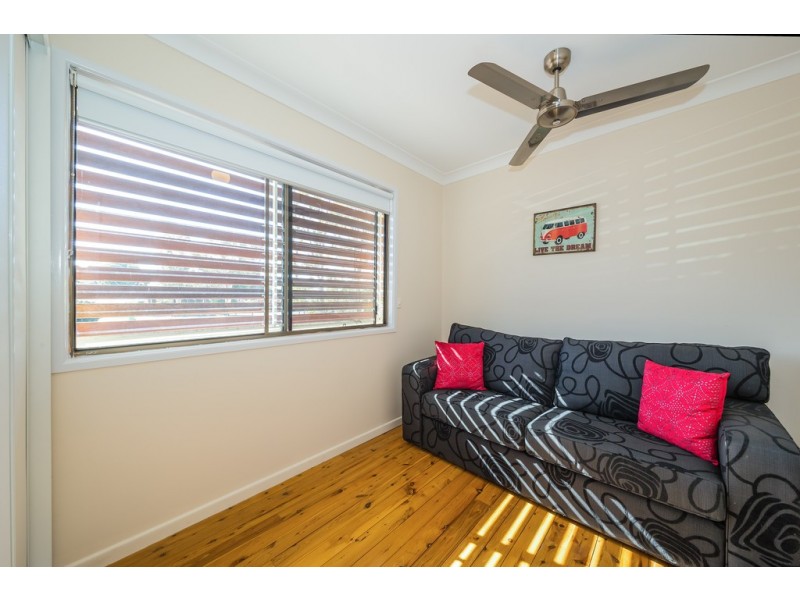 5 Hazell Avenue, Banksia Beach QLD 4507