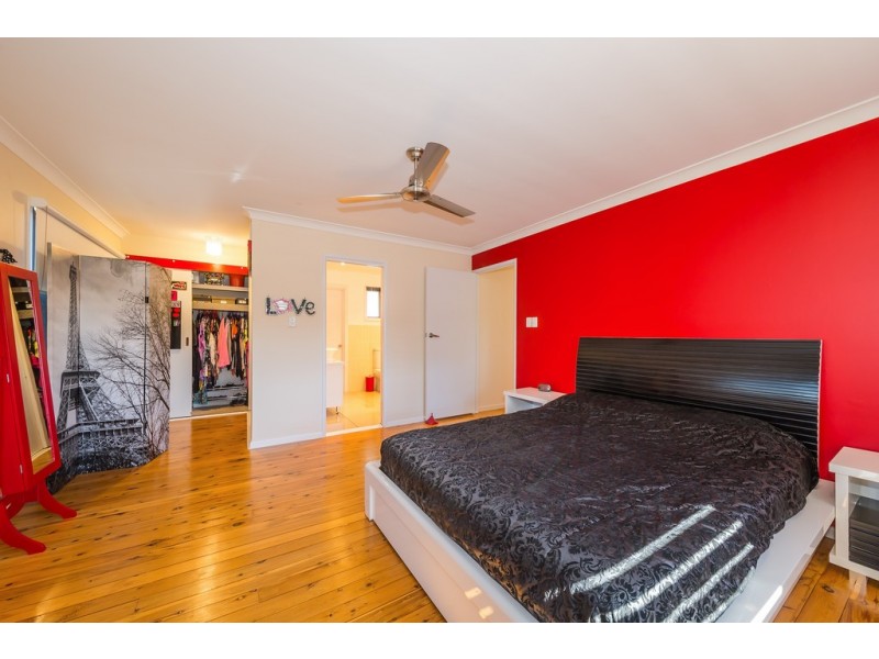 5 Hazell Avenue, Banksia Beach QLD 4507