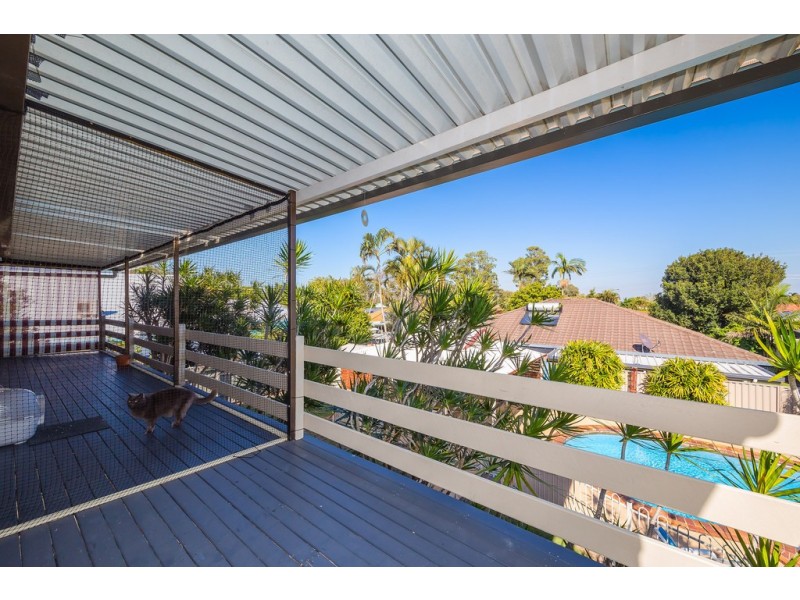 5 Hazell Avenue, Banksia Beach QLD 4507
