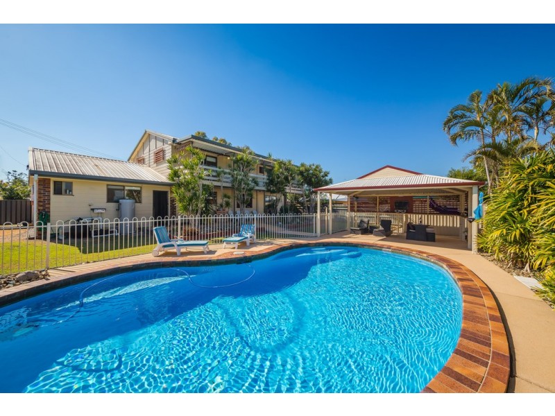 5 Hazell Avenue, Banksia Beach QLD 4507