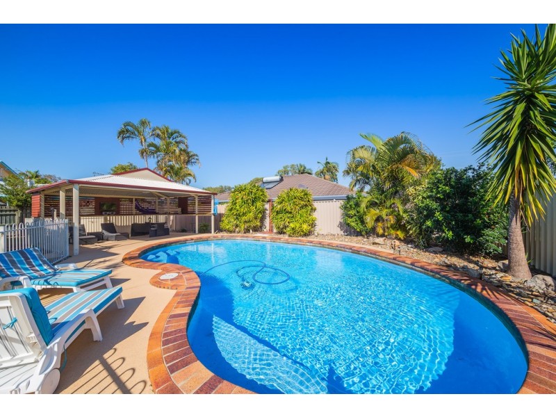 5 Hazell Avenue, Banksia Beach QLD 4507