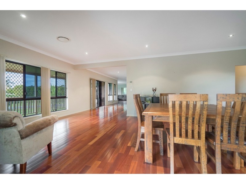 25 Mulligan Crescent, Elimbah QLD 4516
