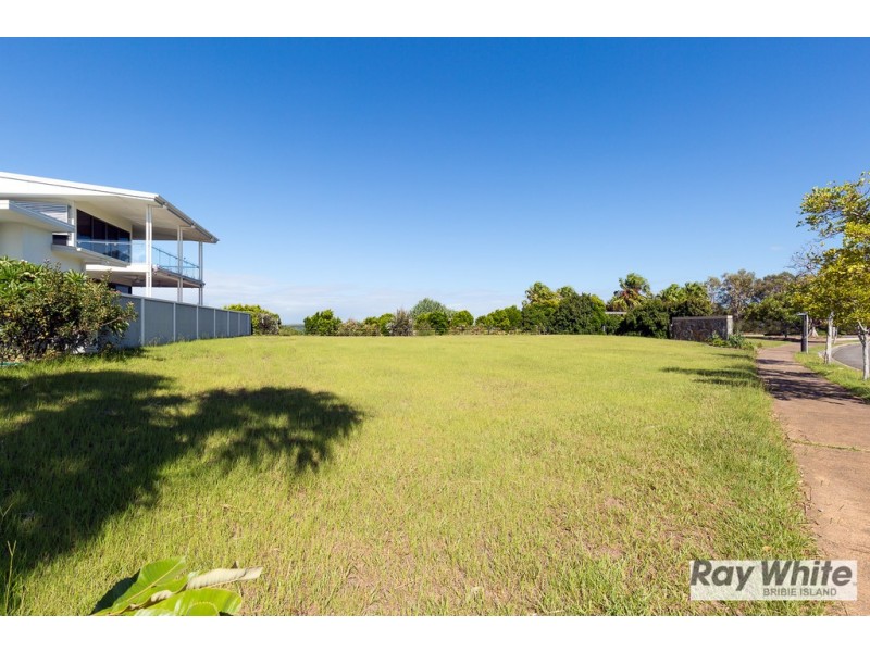 2 Solander Esplanade, Banksia Beach QLD 4507