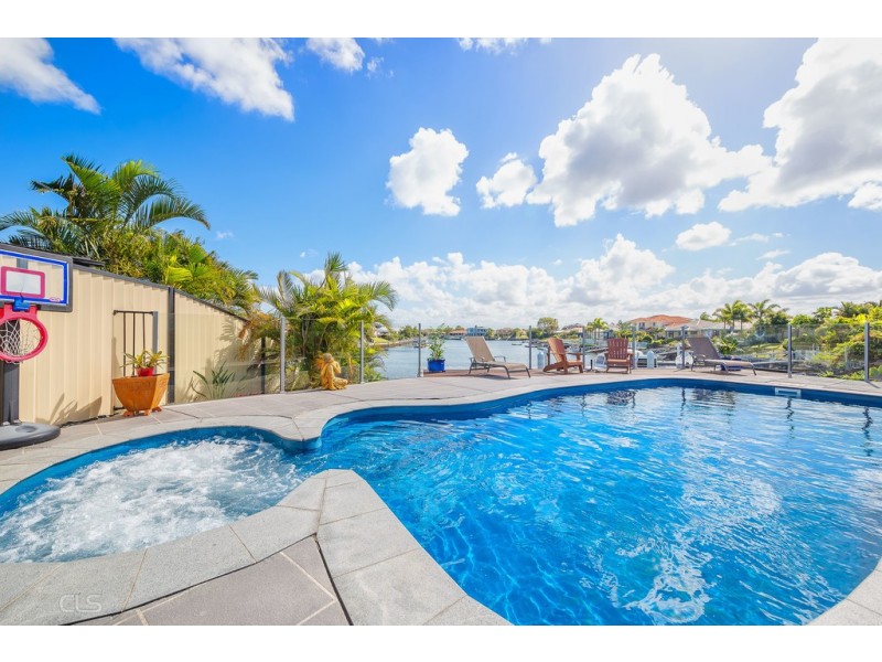 67 Headsail Drive, Banksia Beach QLD 4507