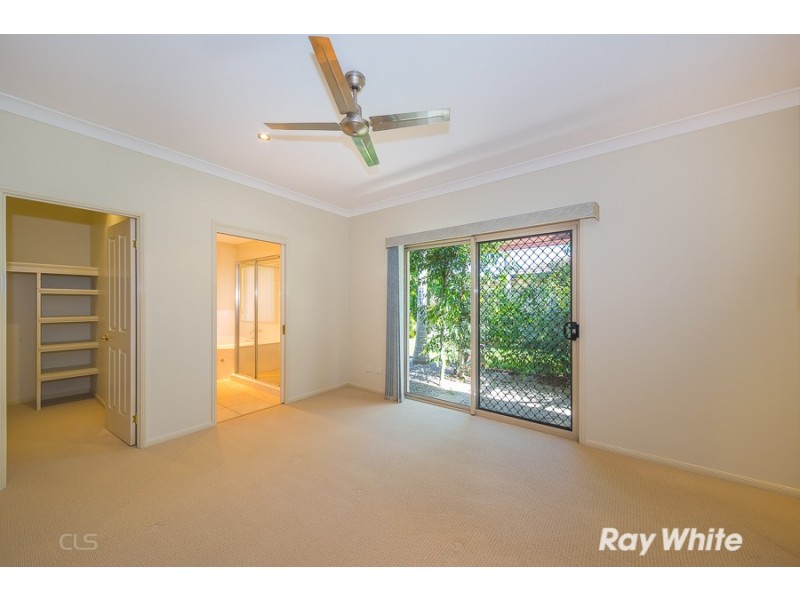 11 Bilinga Court, Sandstone Point QLD 4511