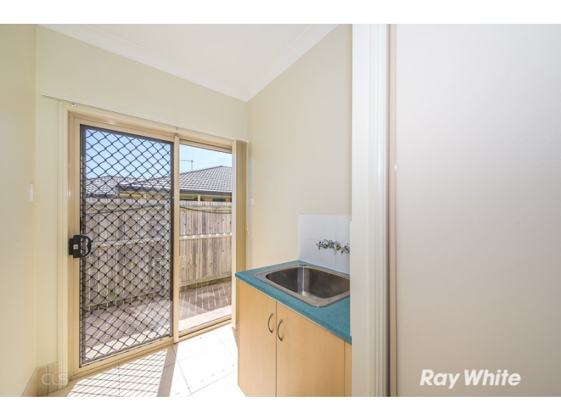 11 Bilinga Court, Sandstone Point QLD 4511