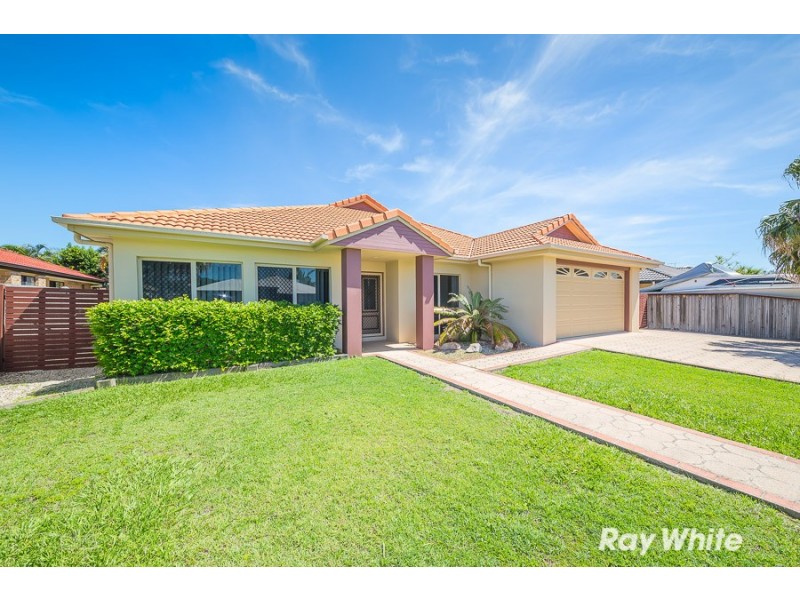 11 Bilinga Court, Sandstone Point QLD 4511