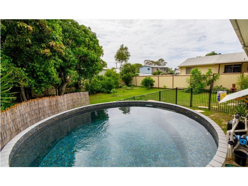146 Moreton Terrace, Beachmere QLD 4510