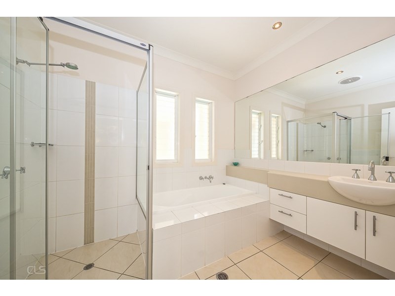 45 North Point, Banksia Beach QLD 4507