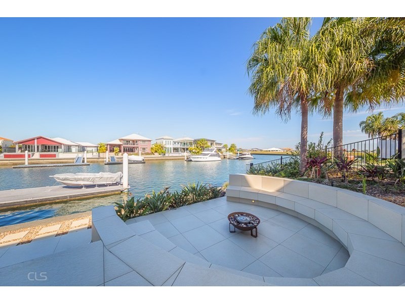 45 North Point, Banksia Beach QLD 4507