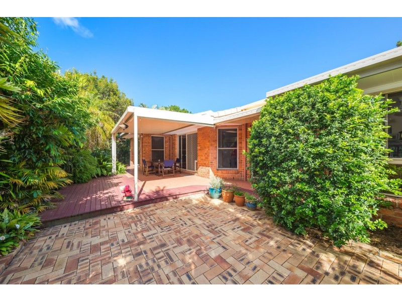 13 Lee Avenue, Bongaree QLD 4507