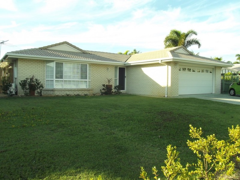 39 Cosmos Avenue, Banksia Beach QLD 4507
