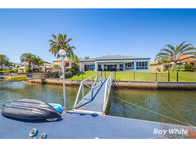 99 Voyagers Drive, Banksia Beach QLD 4507