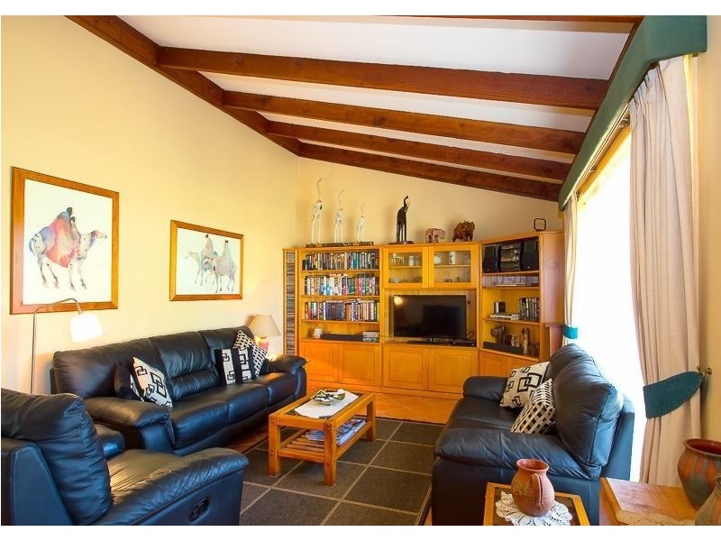 121 Boronia Drive, Bellara QLD 4507