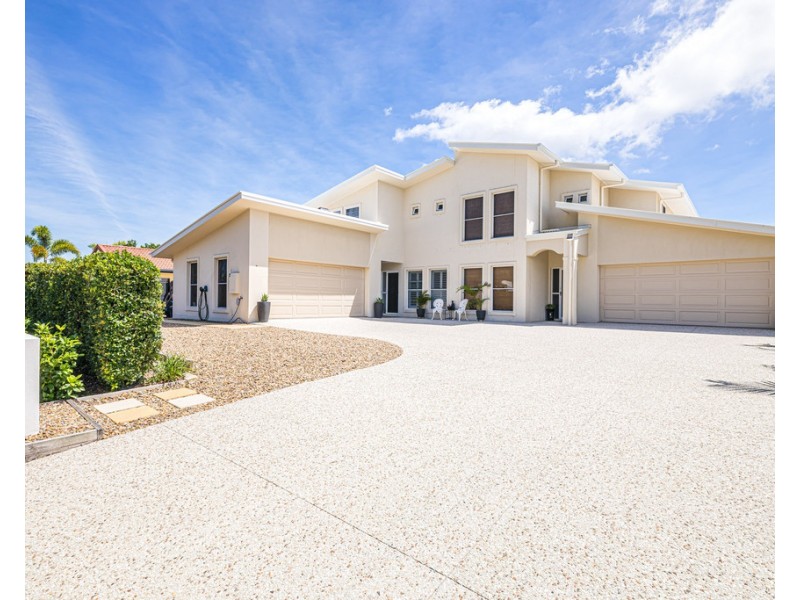 1/55 Marina Boulevard, Banksia Beach QLD 4507