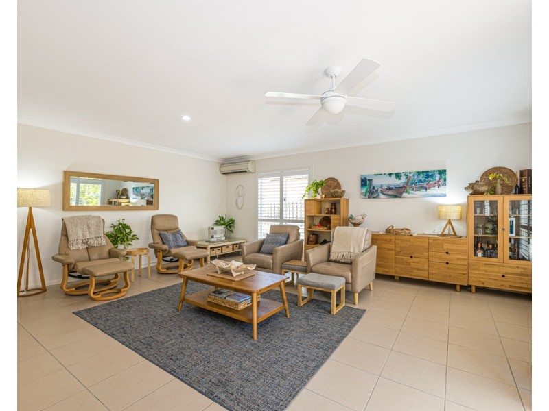 1/55 Marina Boulevard, Banksia Beach QLD 4507