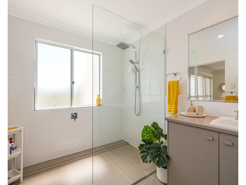 1/55 Marina Boulevard, Banksia Beach QLD 4507