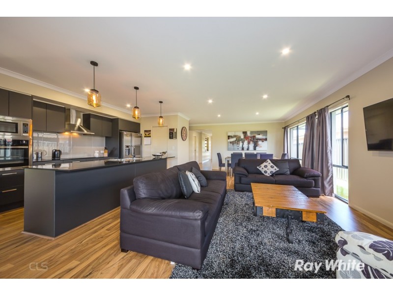 94 Foxtail Crescent, Banksia Beach QLD 4507