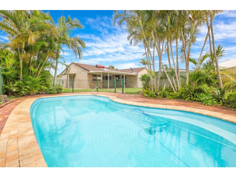 8 Sanctuary Court, Bongaree QLD 4507