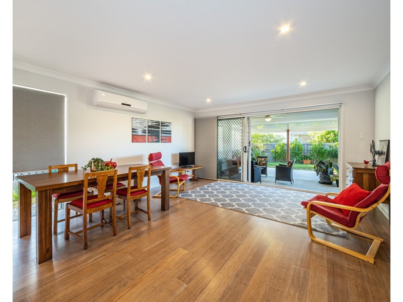 6 Beaufort Circuit, Banksia Beach QLD 4507