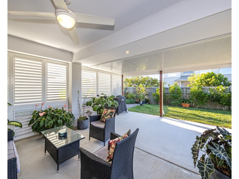 6 Beaufort Circuit, Banksia Beach QLD 4507