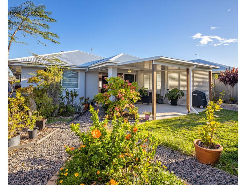 6 Beaufort Circuit, Banksia Beach QLD 4507