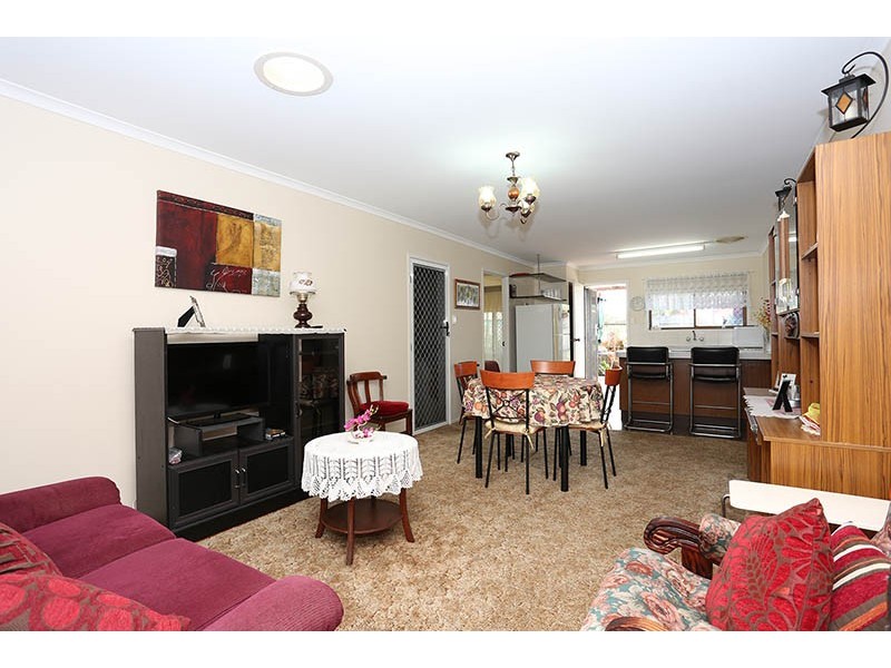 Sandstone Point QLD 4511